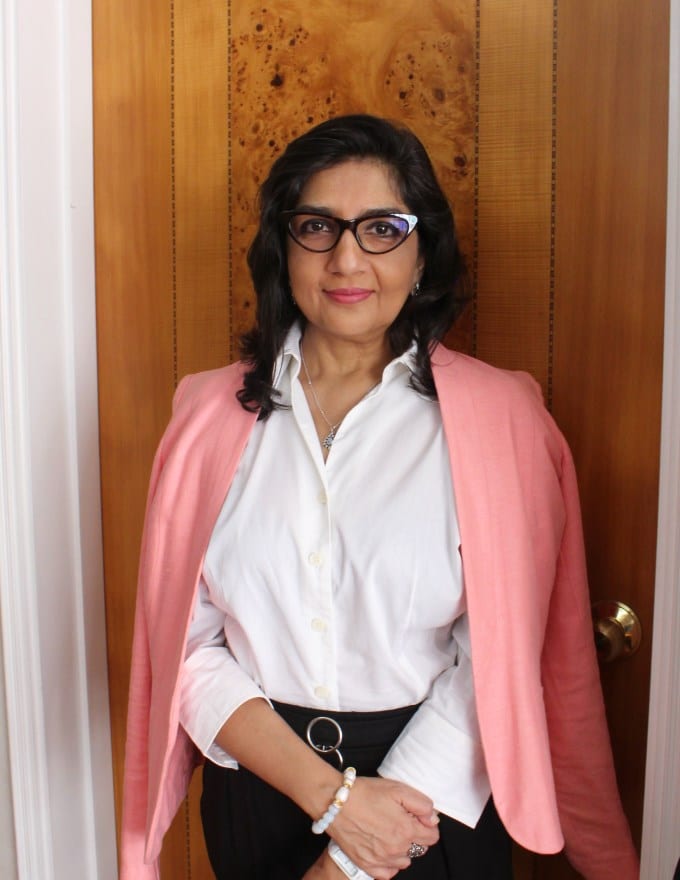 Shobha Nihalani Self esteem in a selfie world